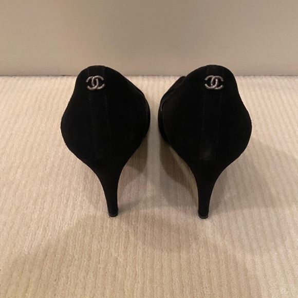 Chanel Heels - Picture 4 of 14